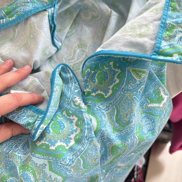 Talbots Blue and Green Paisley Classic Side Zip Casual Capris Size 14 Petite - Picture 8 of 8